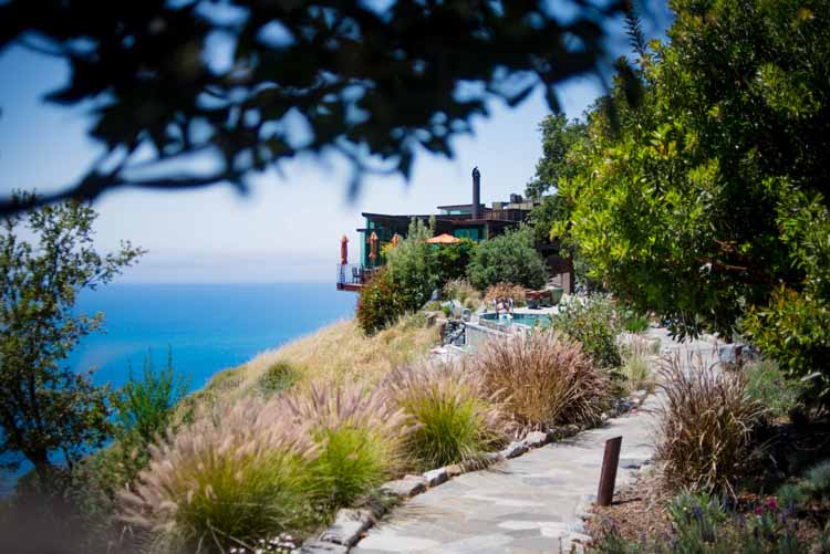 A luxurious resort option in Big Sur to stay during your California elopement